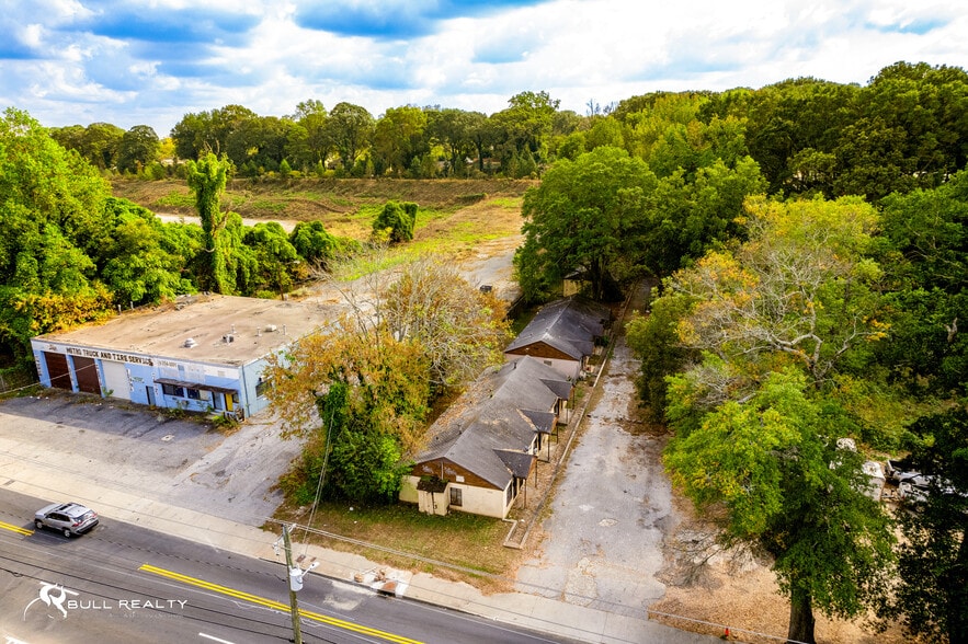 More Photos Of 566 SW University Ave, Atlanta Apartments For Sale