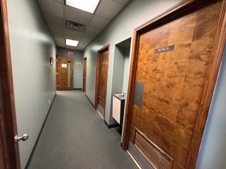 More Photos Of 243 E Main St, Alliance Apartments For Sale