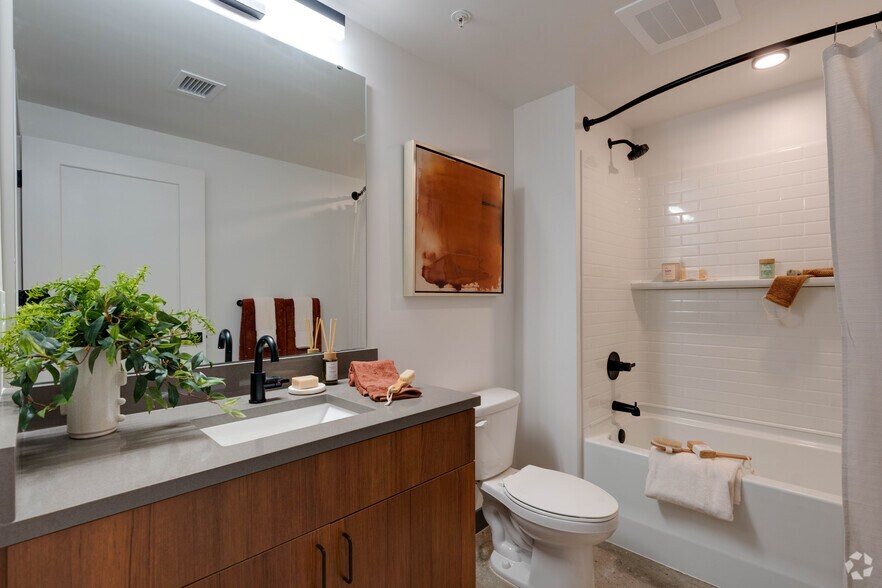 More Photos Of 700 E Union St, Jacksonville Apartments For Lease