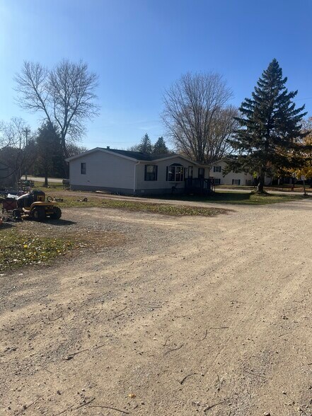 More Photos Of 115 6th Ave NE, Hayfield Land For Sale