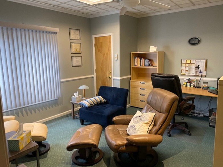 More Photos Of 188 E Bergen Pl, Red Bank Office For Sale