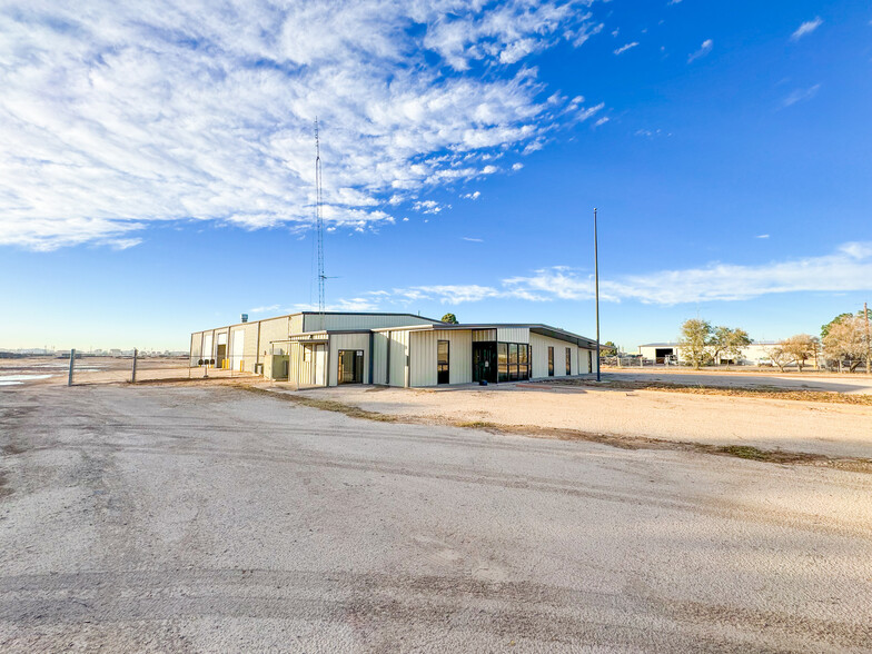 Primary Photo Of 2585 W Interstate 20, Odessa Manufacturing For Lease