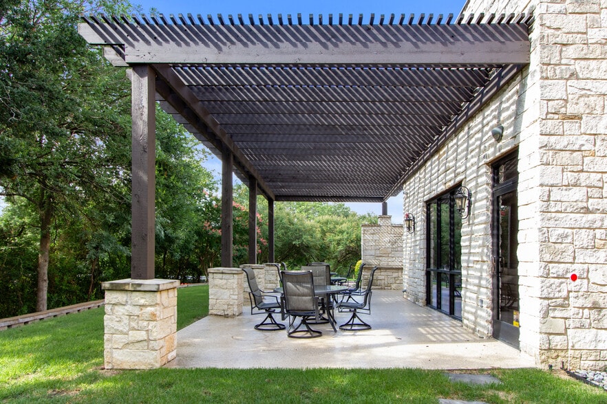 More Photos Of 301 S Watters Rd, Allen Office For Lease