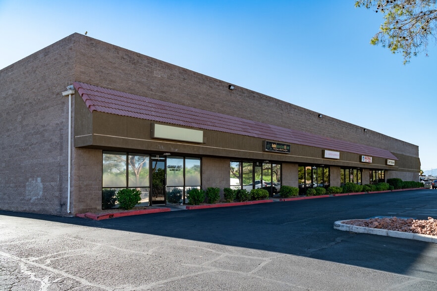More Photos Of 4275 W Bell Dr, Las Vegas Light Manufacturing For Lease