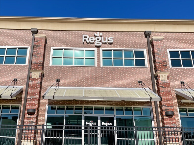 More Photos Of 8211 E Regal Pl, Tulsa Coworking Space