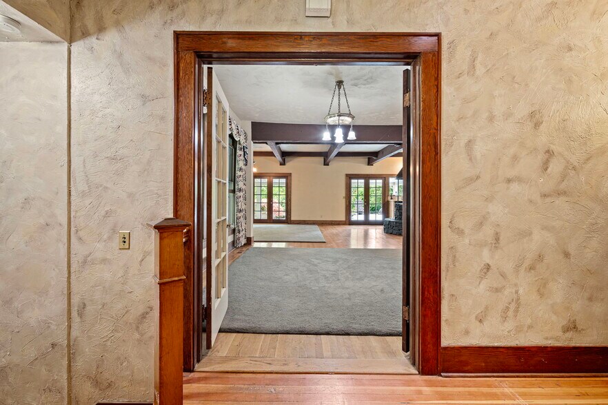 More Photos Of 292 S Garden Way, Eugene Land For Sale