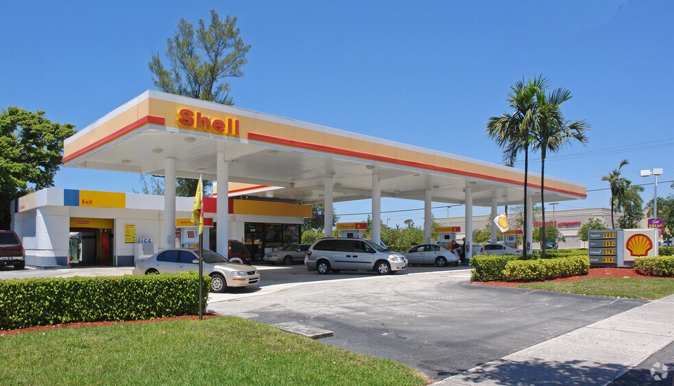 1819 N FEDERAL HWY  