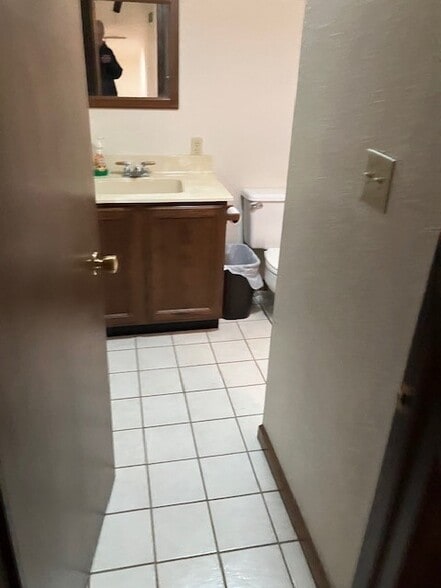 More Photos Of 1505 Elkhart Rd, Goshen Freestanding For Sale