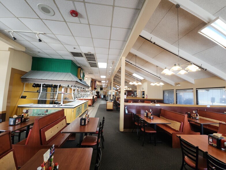 More Photos Of 2301 Pat Booker Rd, Universal City Restaurant For Sale