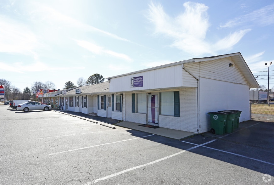 More Photos Of 4510-4522 Potter Rd, Matthews General Retail For Sale