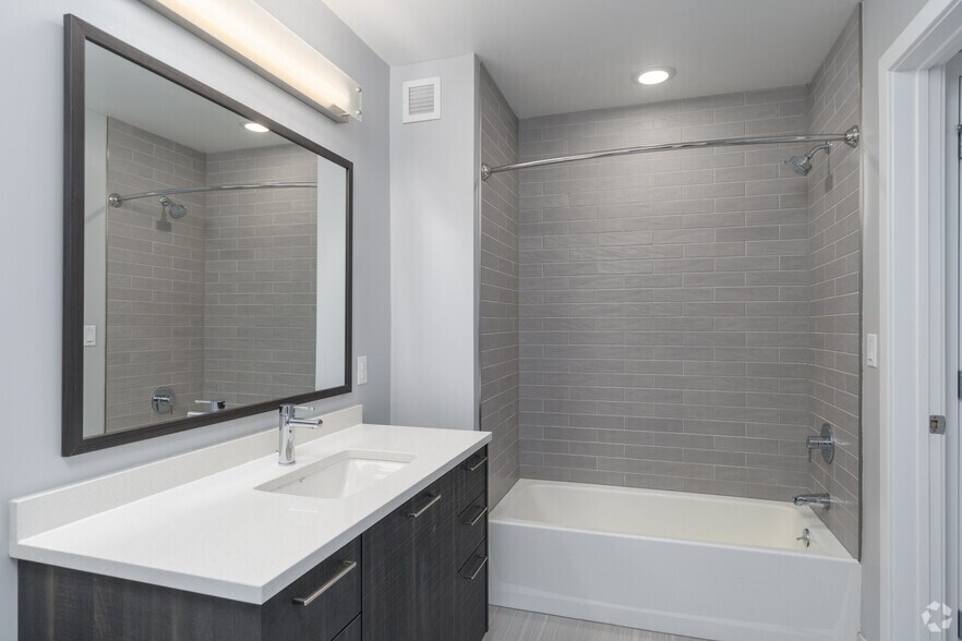 More Photos Of 1213 Walnut St, Philadelphia Apartments For Lease