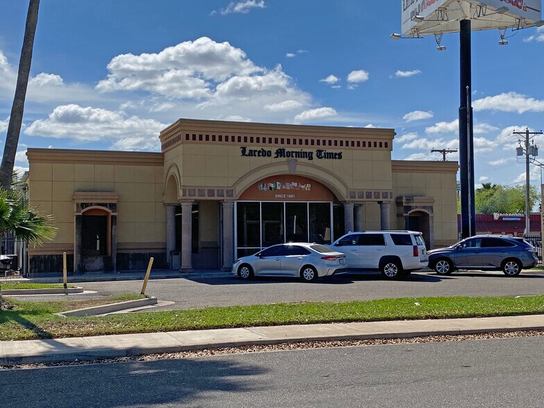 More Photos Of 111 Esperanza Dr, Laredo Medical For Sale