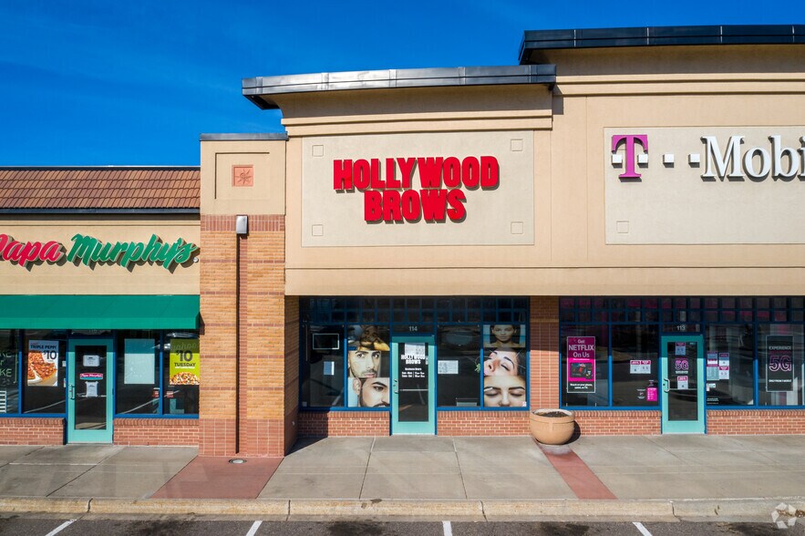 More Photos Of 7455 Currell Blvd, Woodbury Unknown For Lease