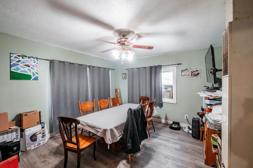 More Photos Of 794 Goldfish Farm Rd, Albany Auto Repair For Sale