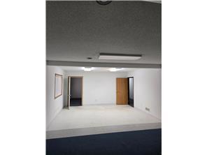 More Photos Of 2020 9th St E, Glencoe Office For Sale