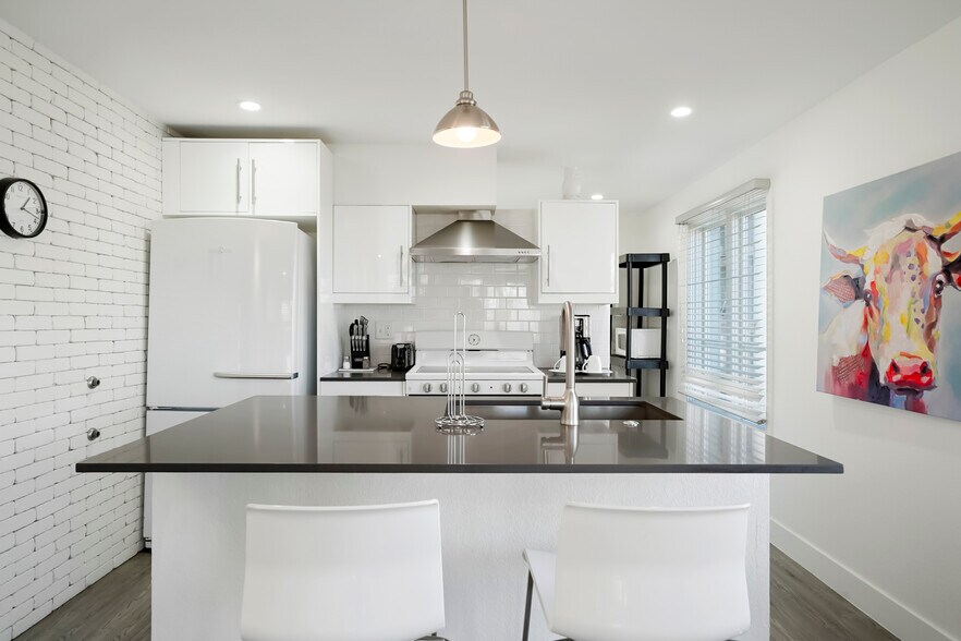 More Photos Of , Boulder Multifamily For Sale