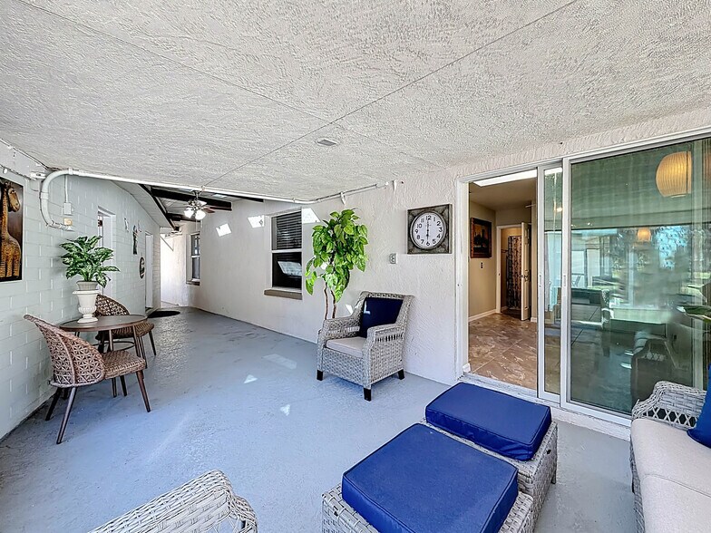 More Photos Of 421 NW 14th Pl, Crystal River Apartments For Sale