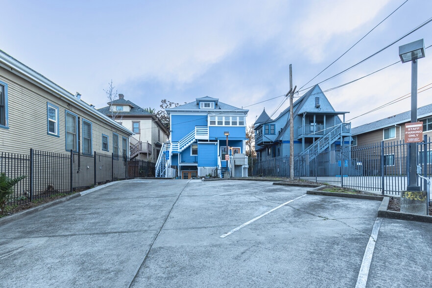 More Photos Of 2025 P St, Sacramento Office Residential For Lease