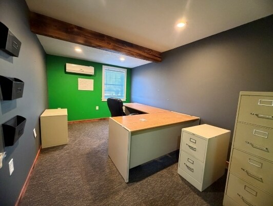 More Photos Of 18062 Round Barn Way, Kirksville Flex For Sale