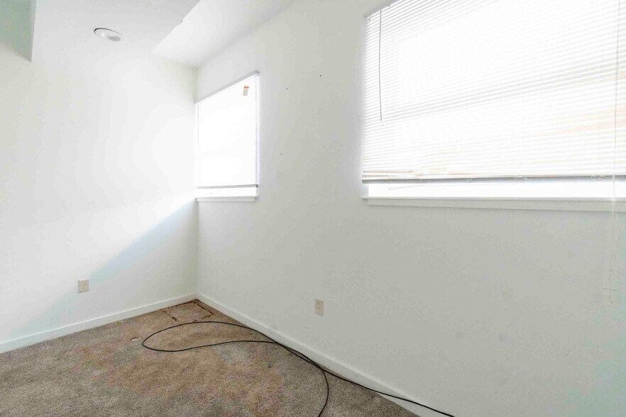 More Photos Of 3848-3856 Lancaster Ave, Philadelphia Office For Lease