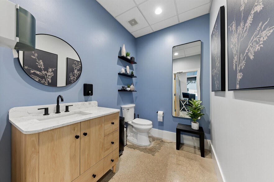 More Photos Of 826 N Dixie Hwy, Lantana Apartments For Sale