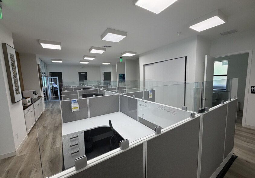 More Photos Of 731 Ciara Creek Cv, Longwood Office For Lease