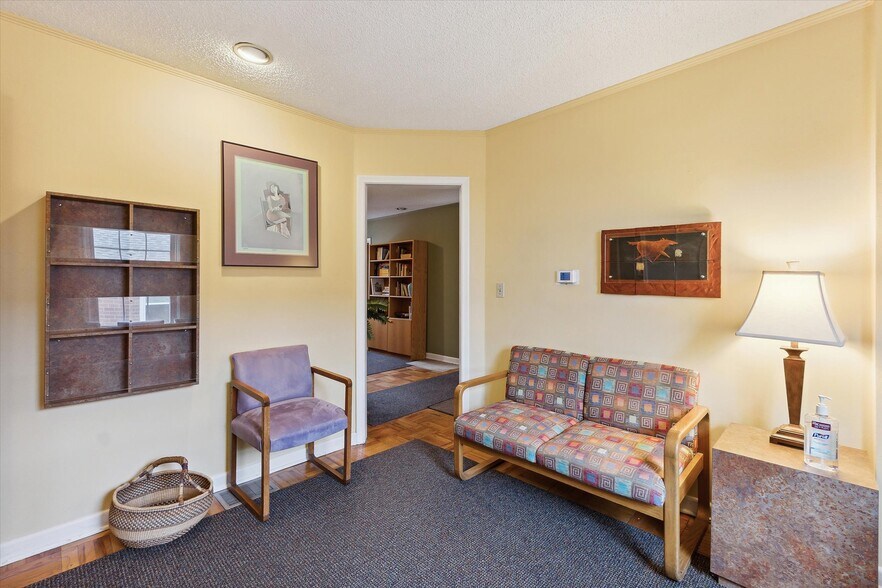 More Photos Of 415 W Grand River Ave, East Lansing Office Residential For Sale