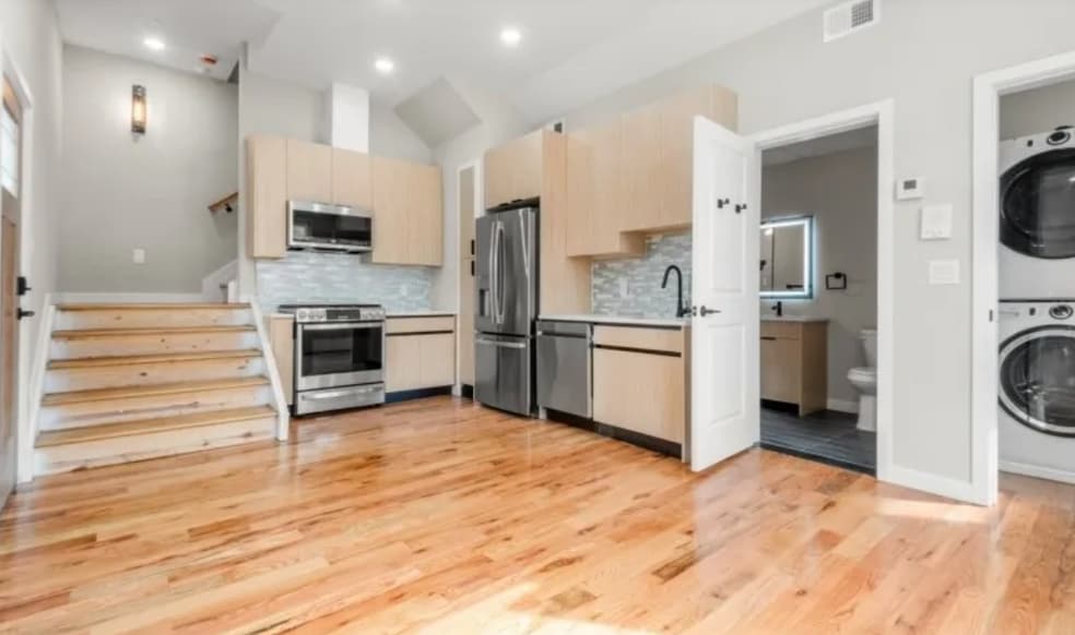 More Photos Of 108 Fleming Ave, Newark Multifamily For Sale