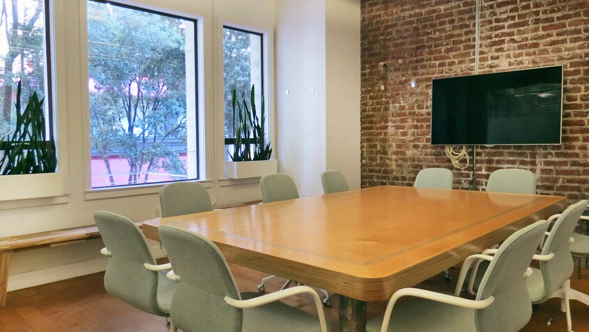 More Photos Of 45-49 Powell St, San Francisco Loft Creative Space For Lease