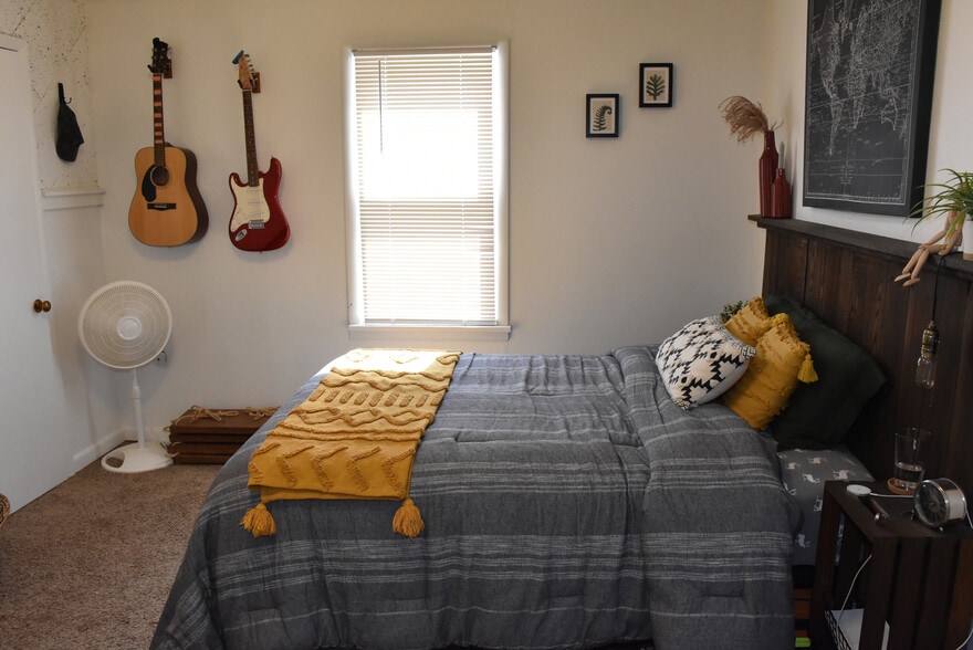 More Photos Of 25141 State St, Meadville Multifamily For Sale