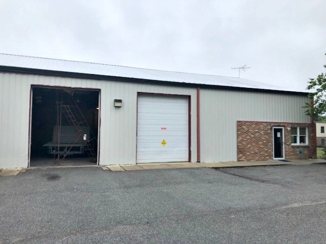 Primary Photo Of 230 Skipjack Rd, Prince Frederick Warehouse For Lease