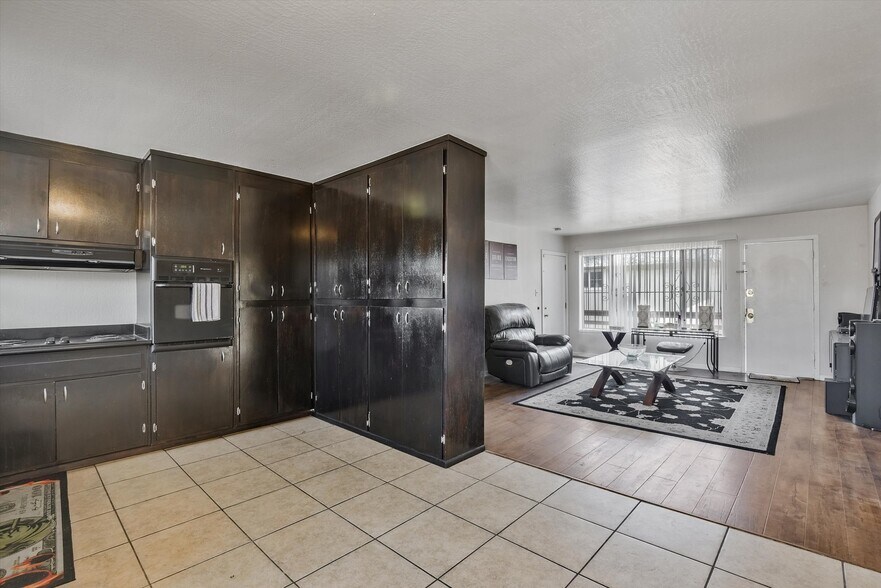 More Photos Of 1927 82nd Ave, Oakland Apartments For Sale