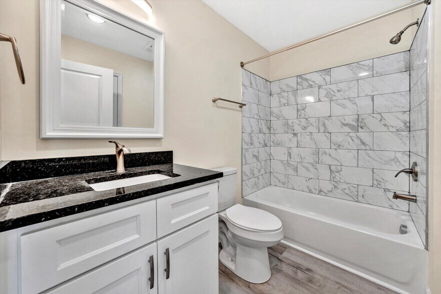 More Photos Of 130-140 W Calhoun St, Salem Apartments For Sale