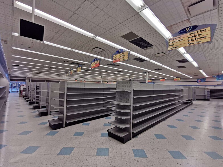 More Photos Of 1709 Liberty St, Erie Drugstore For Lease