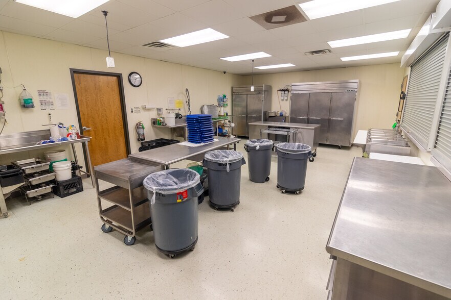 More Photos Of 906 Trimmier Rd, Killeen Religious Facility For Sale