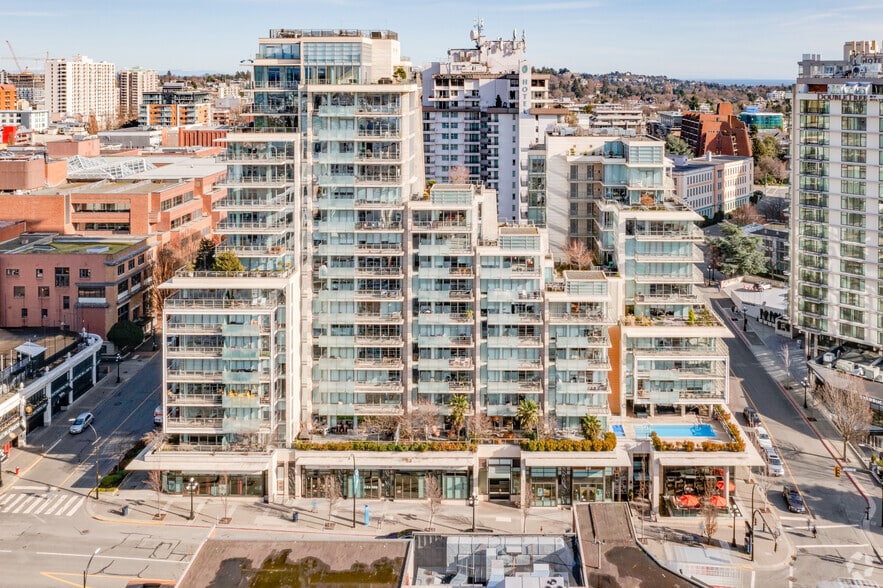 More Photos Of 707 Courtney St, Victoria Apartments For Lease