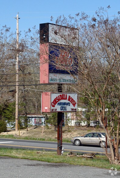 More Photos Of 2419 N Fayetteville St, Asheboro Freestanding For Lease