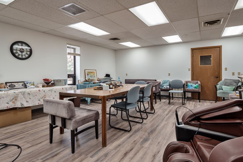 More Photos Of 13647 Metric Rd, Roscoe Industrial For Lease