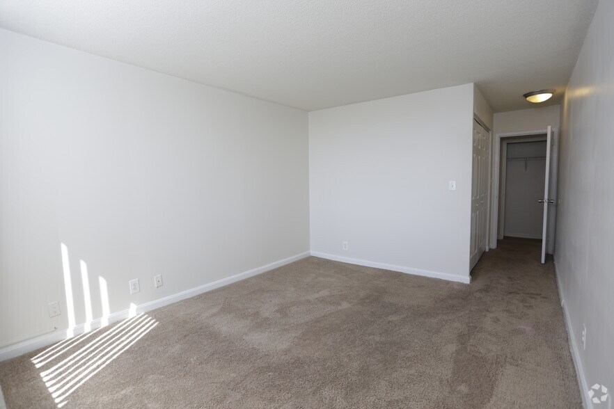 More Photos Of 3901 Suitland Rd, Suitland Apartments For Sale