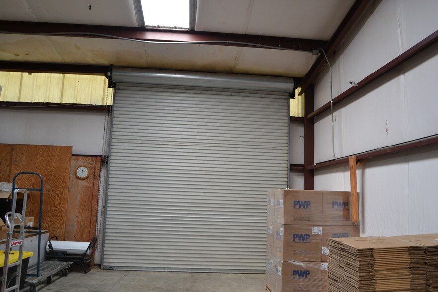 More Photos Of 361 Holcombe Rd, Bremen Warehouse For Lease