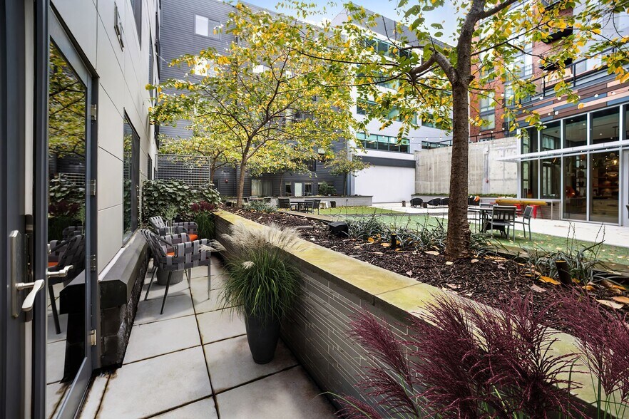 More Photos Of 625 H St NE, Washington Apartments For Lease