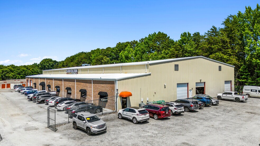 More Photos Of 3133 Wade Hampton Blvd, Taylors Auto Repair For Sale