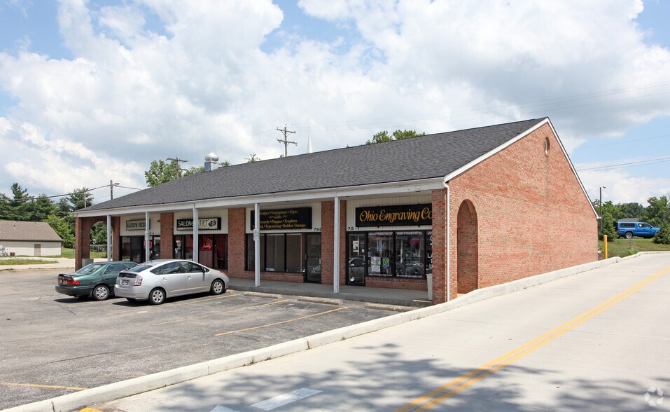 More Photos Of 80 N Hamilton Rd, Gahanna Unknown For Lease