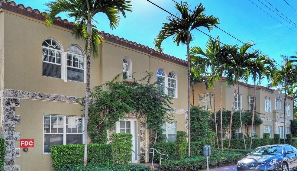 More Photos Of 530 11th St, Miami Beach Loft Creative Space For Sale