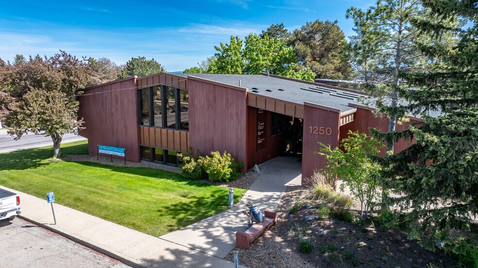 More Photos Of 1250 Burns Way, Kalispell Medical For Lease