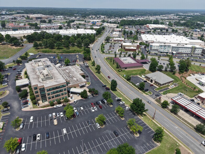 More Photos Of 3320 Springhill Dr, North Little Rock Medical For Sale
