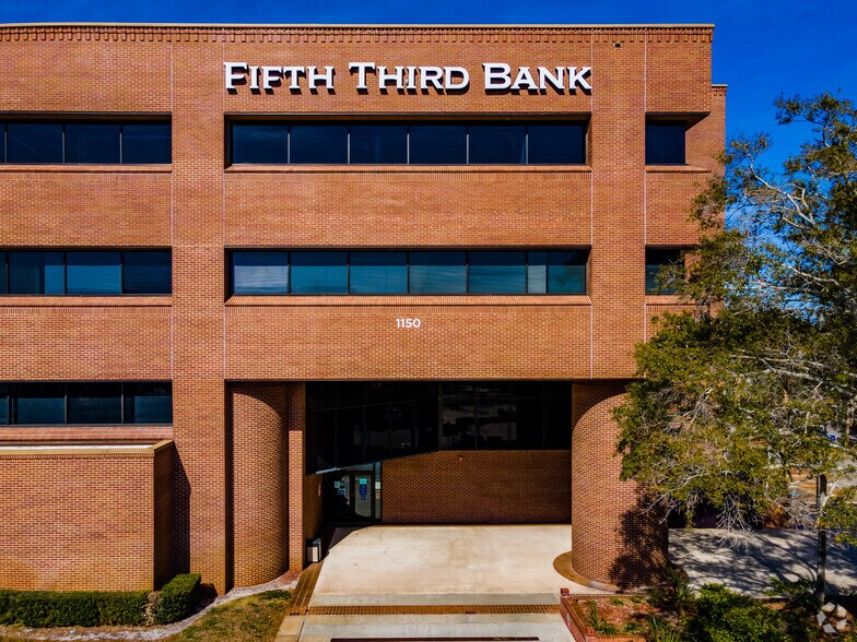 More Photos Of 1150 Cleveland St, Clearwater Office For Lease