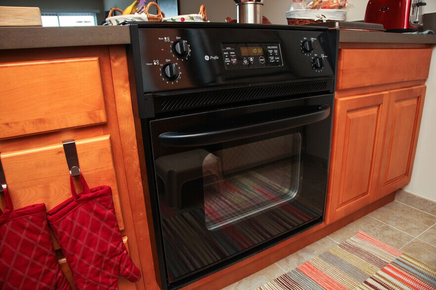 More Photos Of 2200 Village Ct, Belmont Apartments For Sale