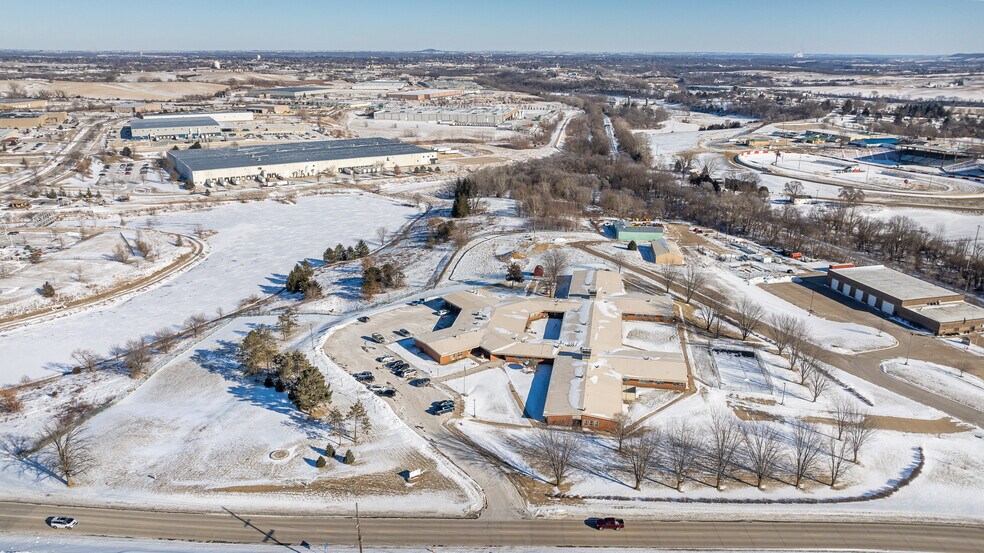 More Photos Of 1160 Seippel Rd, Dubuque Healthcare For Sale