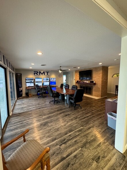 More Photos Of 120 Acuff Ln, Colleyville Medical For Sale